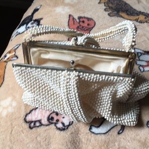 Bags - Beaded cream color vintage purse Bags - Beaded cream color vintage purse